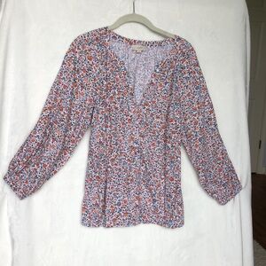 Loft outlet NWOT flowery button down top, labeled small